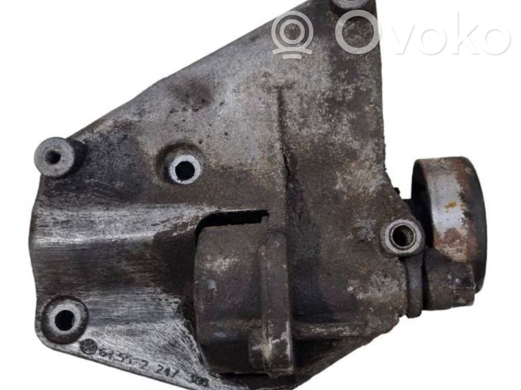 BMW 3 E46 Soporte de montaje del compresor de A/C 