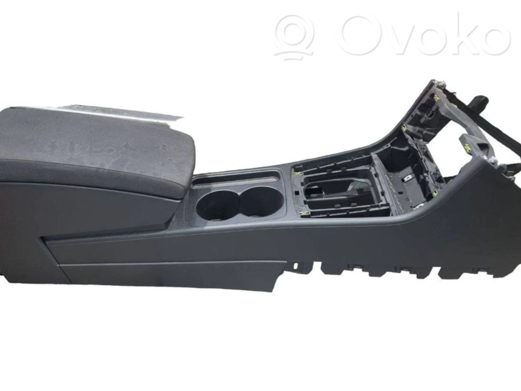 Volkswagen PASSAT B7 Tunel środkowy 