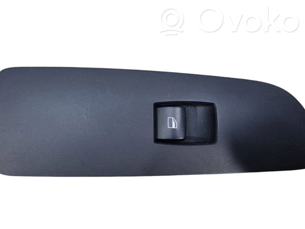 BMW 1 E81 E87 Electric window control switch 