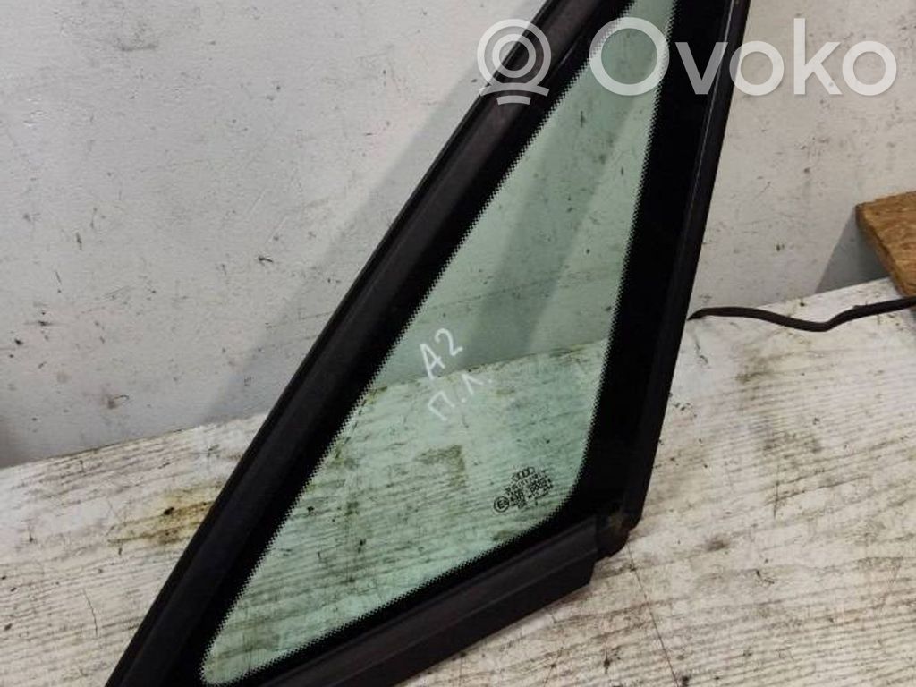 Audi A2 Etukolmioikkuna/-lasi 