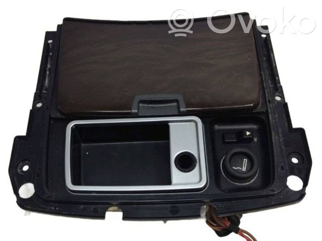 Ashtray (front)   313450100,8223327,5116