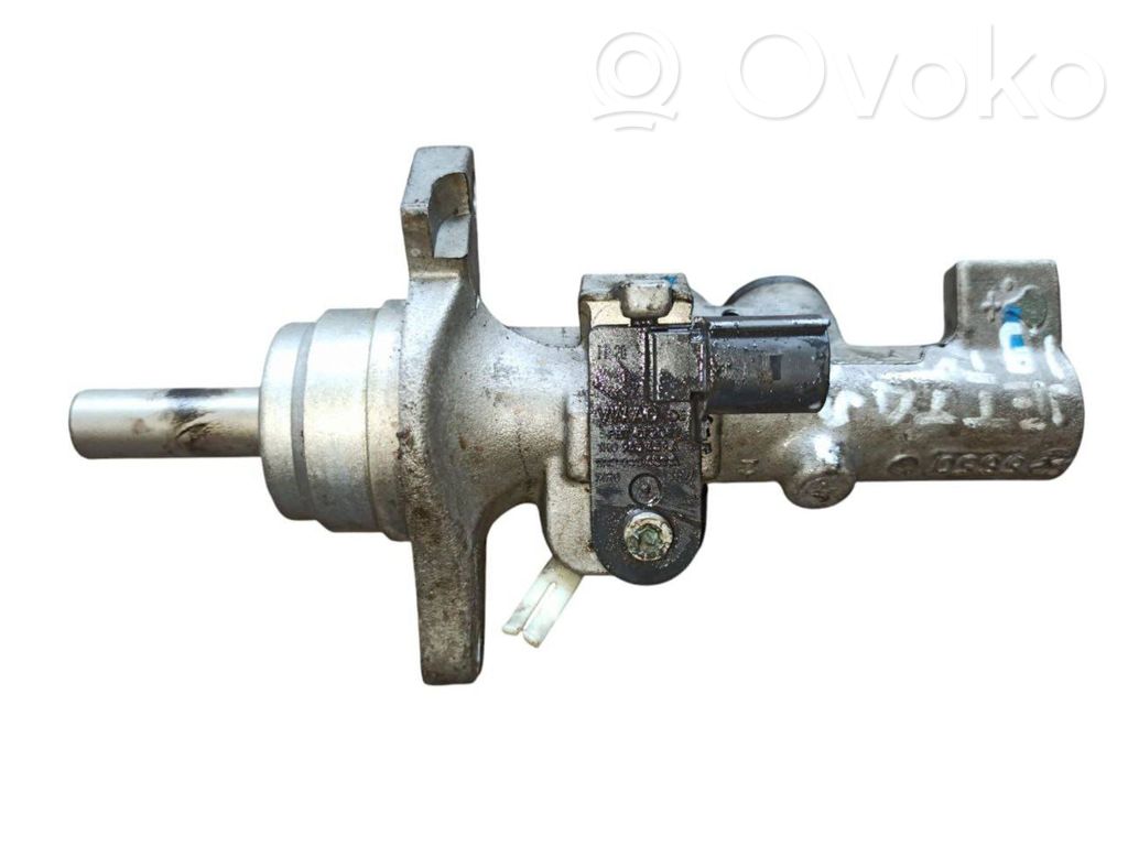 Volkswagen Jetta V Główny cylinder hamulca 