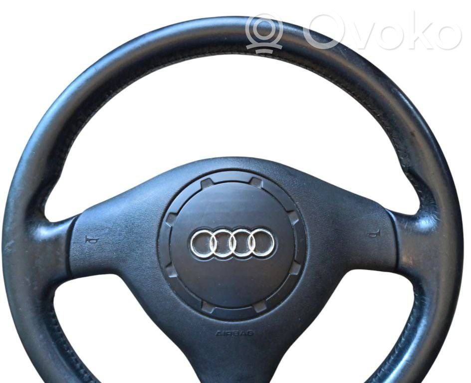 Audi A3 S3 8L Ohjauspyörä 
