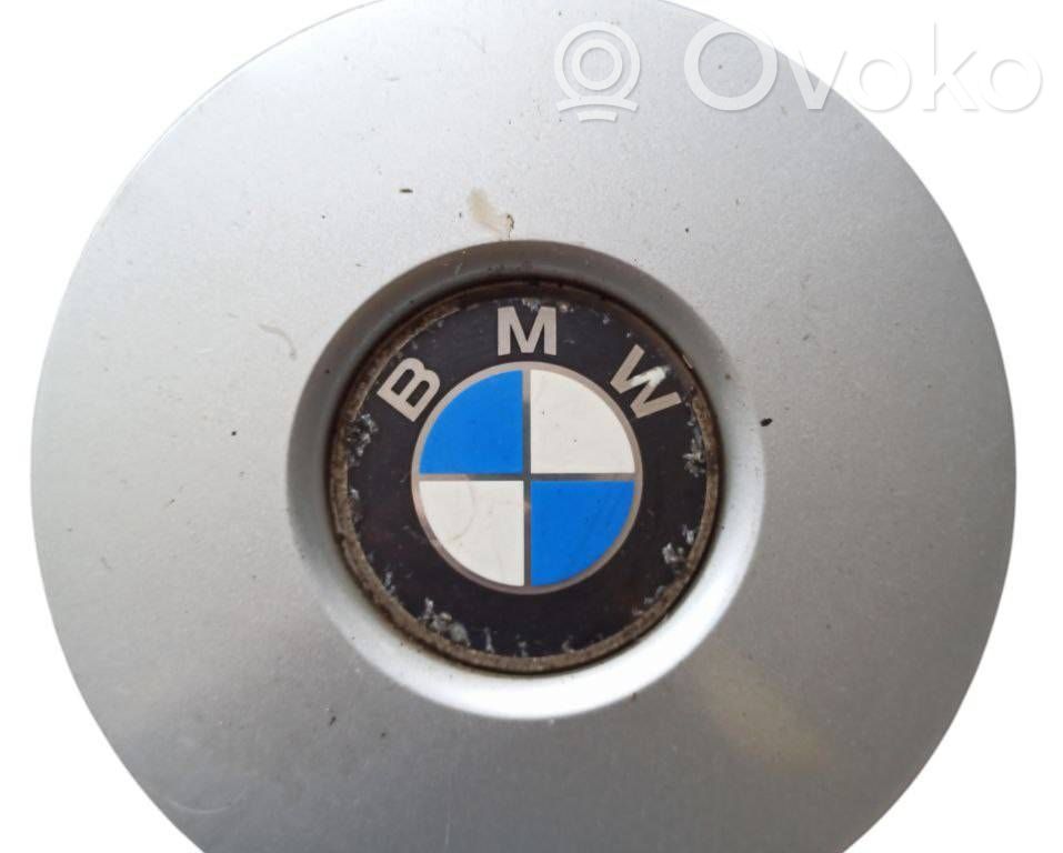 BMW 5 E34 Alkuperäinen pölykapseli 