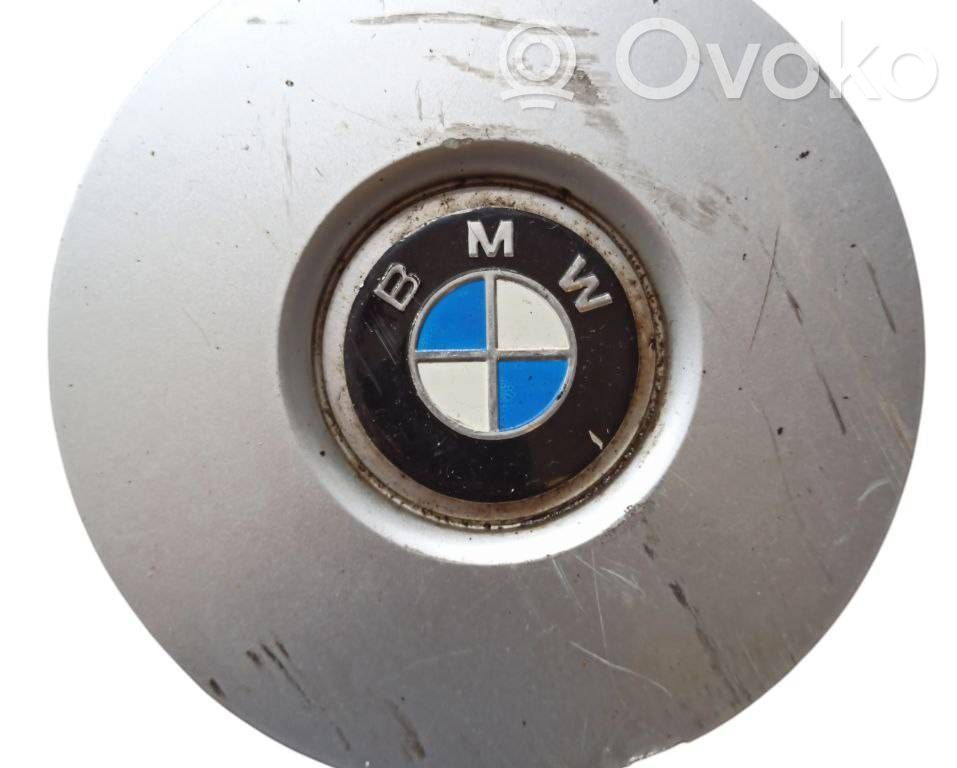 BMW 5 E34 Alkuperäinen pölykapseli 