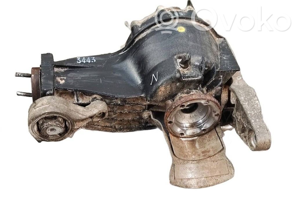 Audi A6 S6 C6 4F Galinis reduktorius 