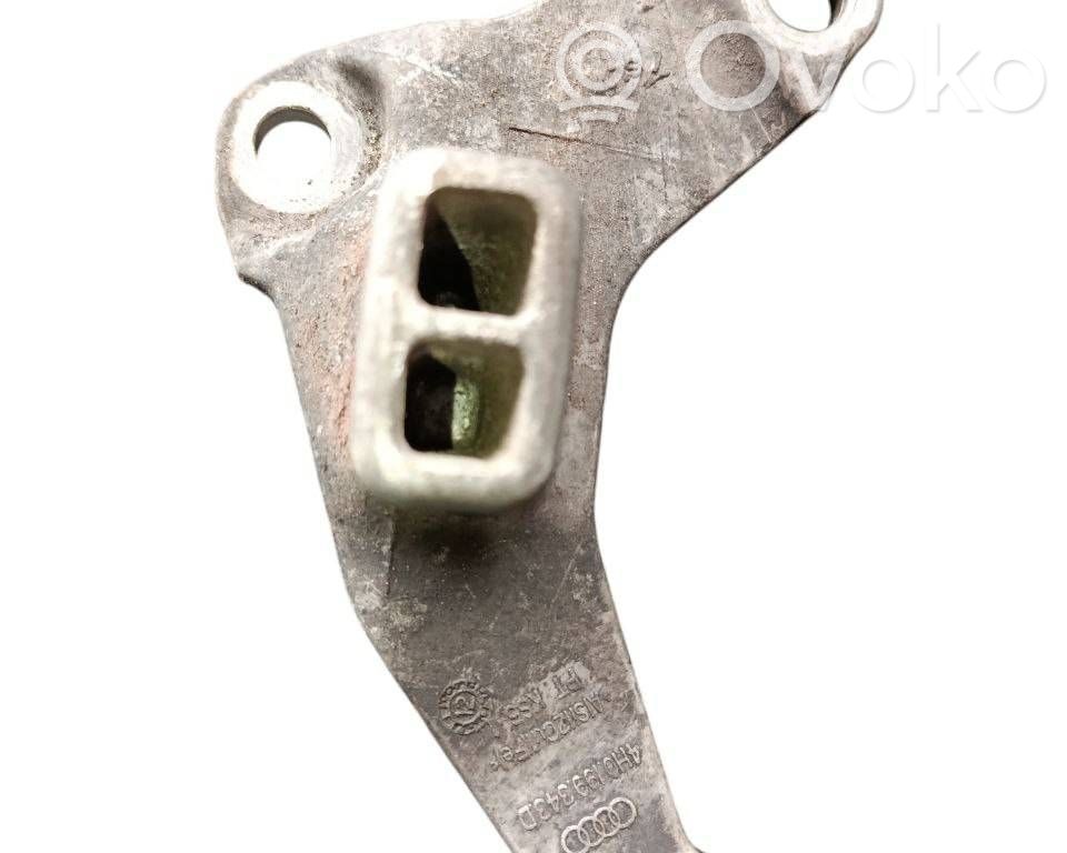 Audi A6 C7 Engine mounting bracket 