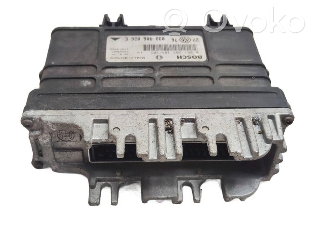 Engine control unit/module   0261203304,26SA3087,032906026E,0261203305