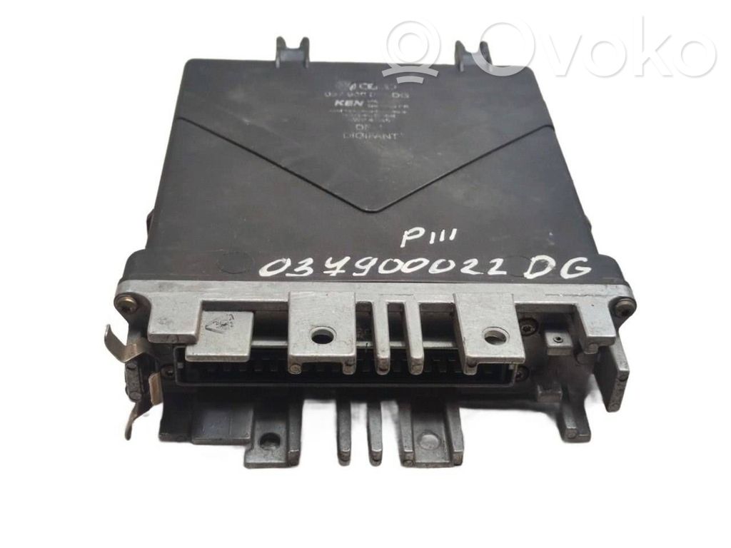 Volkswagen PASSAT B3 Engine control unit/module 