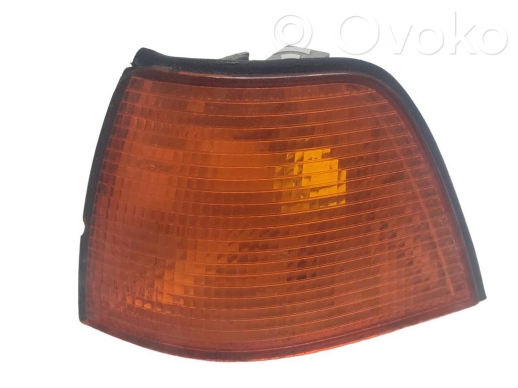 BMW 3 E36 Kierunkowskaz przedni 