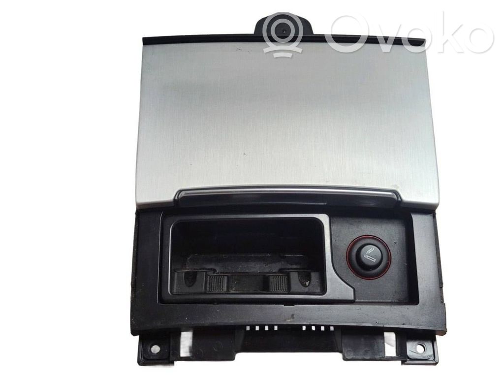 Audi A7 S7 4G Posacenere (anteriore) 