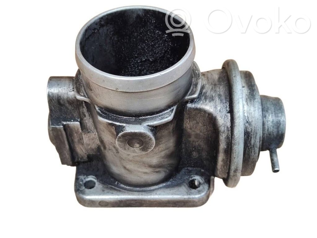 BMW 5 E34 EGR vožtuvas 