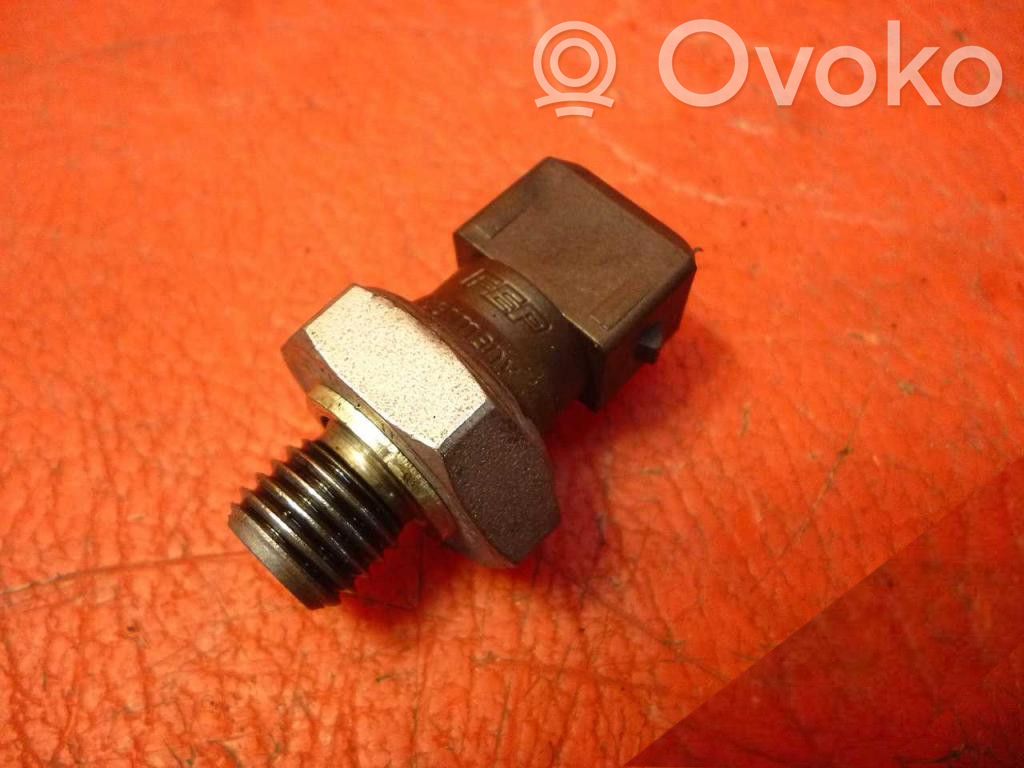 BMW 3 F30 F35 F31 Oil pressure sensor 
