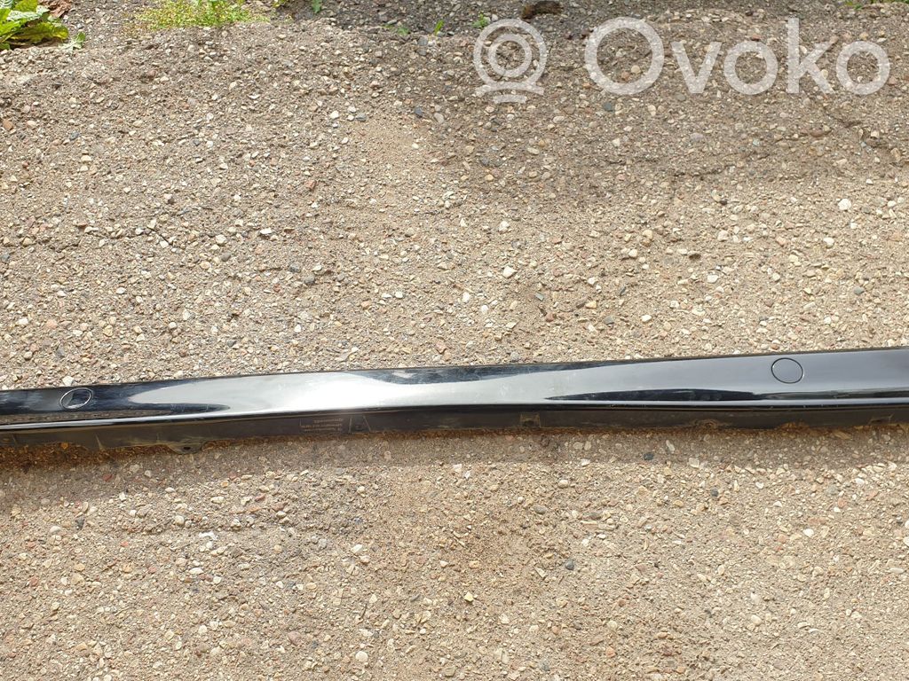 Slenkstis   8177862