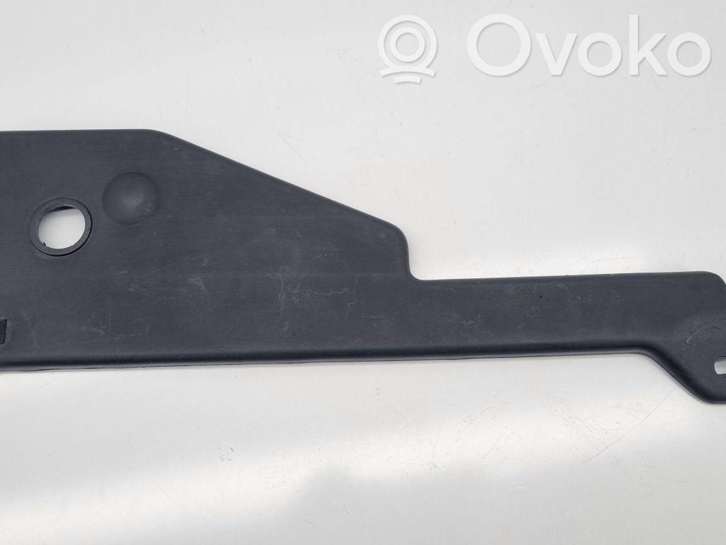 Audi 100 200 5000 C3 Poszycie / Tapicerka tylnej klapy bagażnika 
