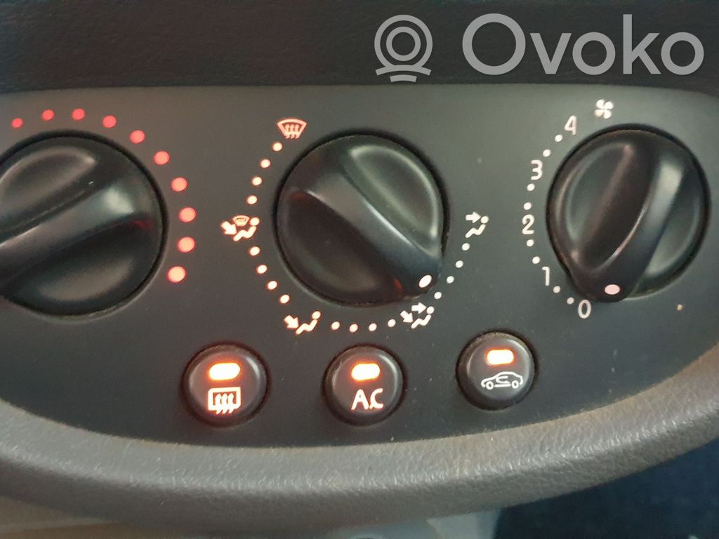 Renault Clio II Climate control unit 
