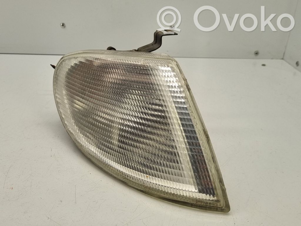Volkswagen Sharan Front indicator light 