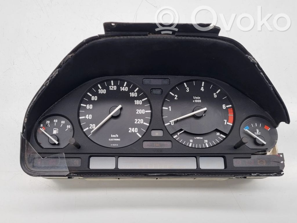 BMW 5 E34 Speedometer (instrument cluster) 