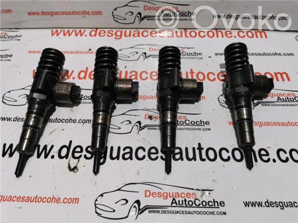 Skoda Octavia Mk2 (1Z) Inyector de combustible 