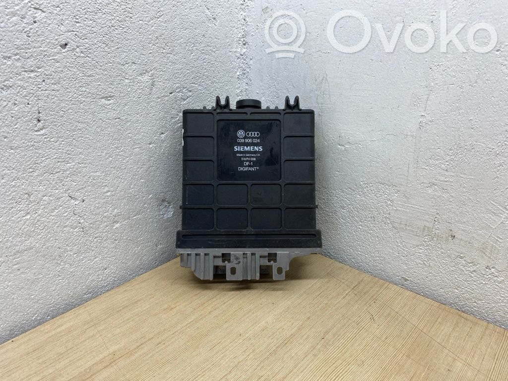 Engine control unit/module ECU   039906024,5WP4098