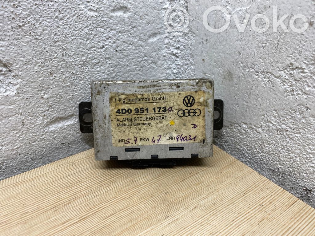 Alarm control unit/module   4D0951173A