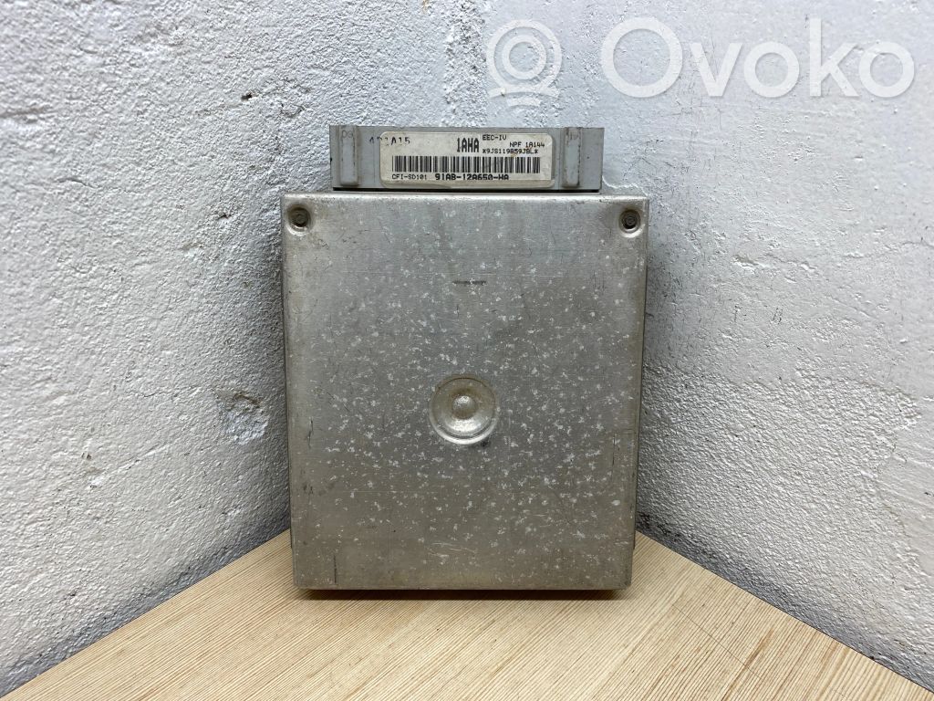 Ford Escort Engine control unit/module 