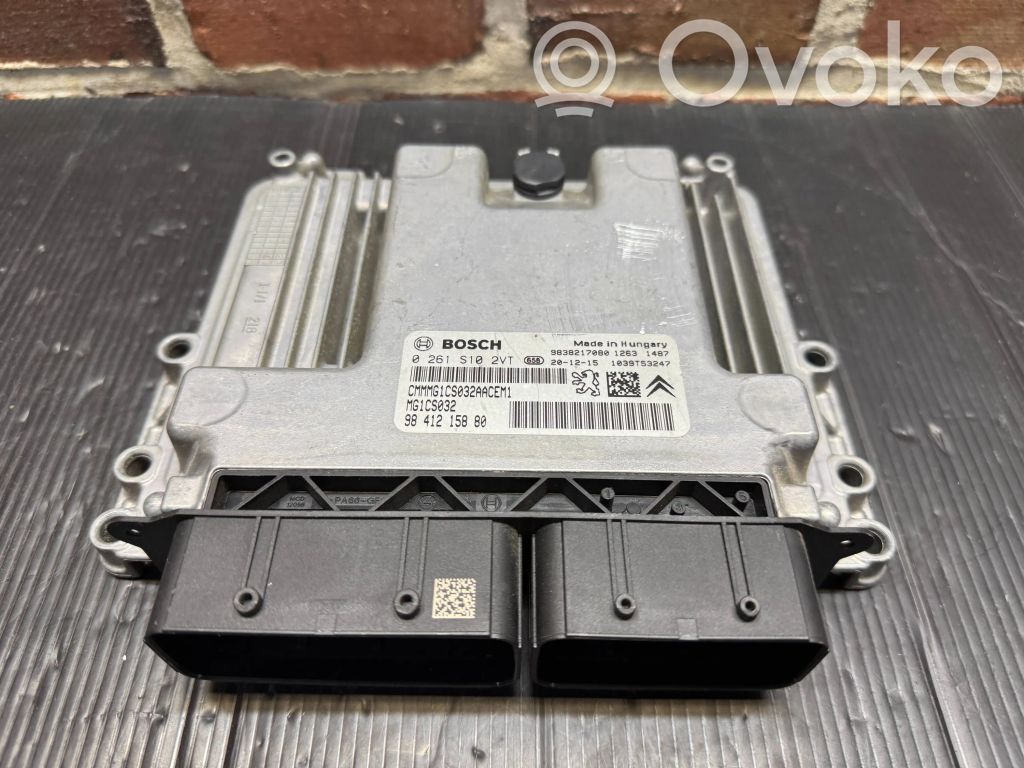 Opel Corsa F Engine control unit/module 