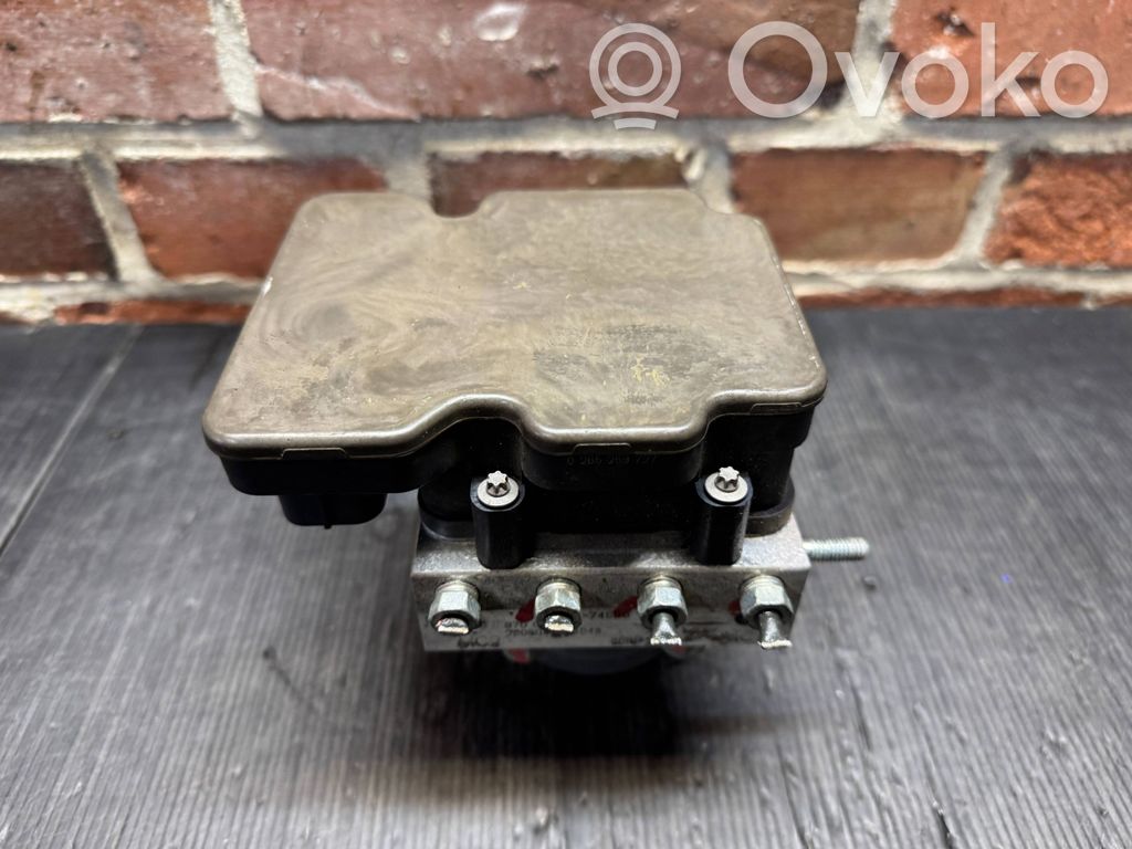 Suzuki SX4 S-Cross ABS Pump 