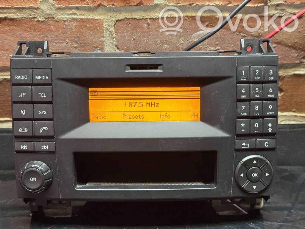 Mercedes-Benz Sprinter W906 Panel / Radioodtwarzacz CD/DVD/GPS 