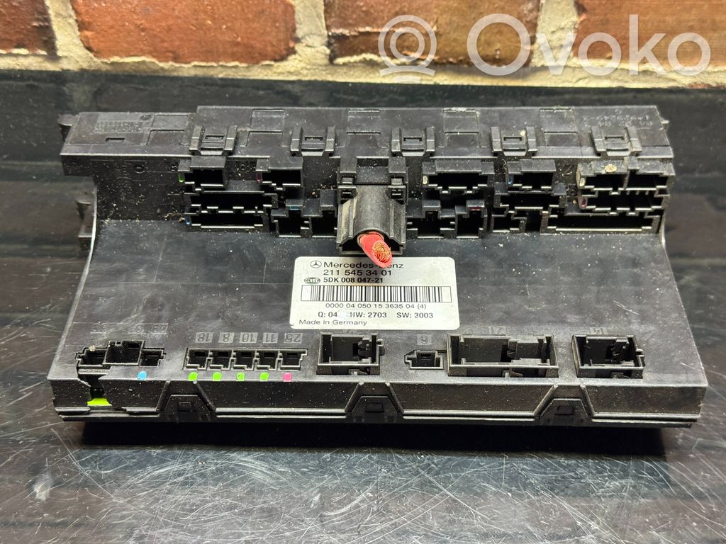 Mercedes-Benz E W211 Fuse module 