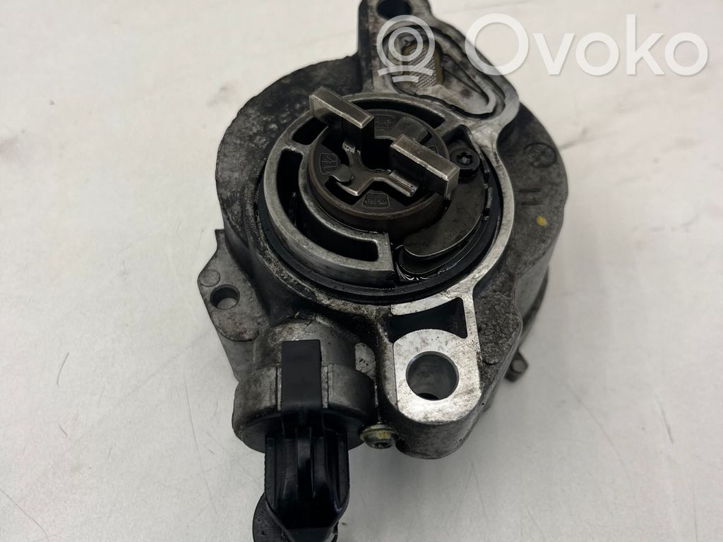 Volvo V70 Vakuumo pompa 