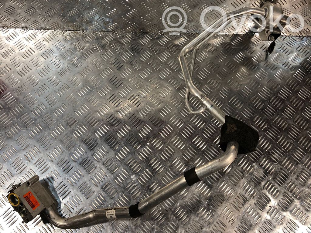 Volvo XC60 Gaisa kondicioniera caurulīte (-es) / šļūtene (-es) 