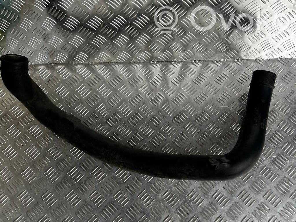Volvo XC70 Interkūlera šļūtene (-es) / caurule (-es) 
