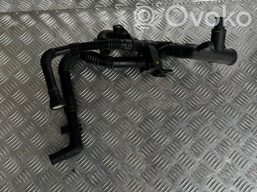 Volvo V70 Engine coolant pipe/hose 