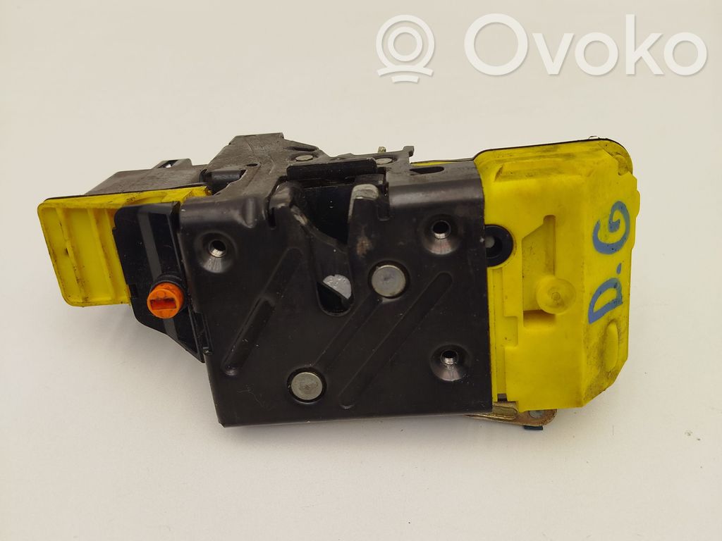 Volvo V70 Rear door lock 