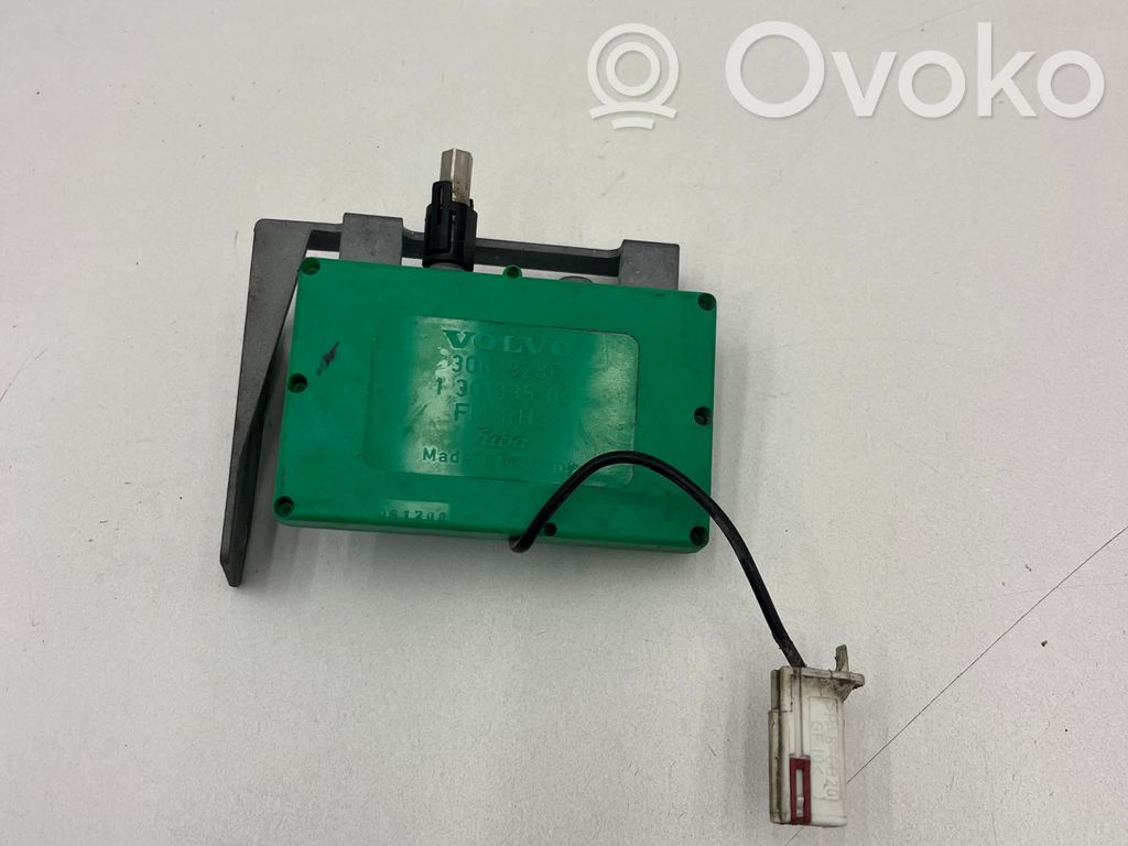 Volvo V70 Antenos stiprintuvas 