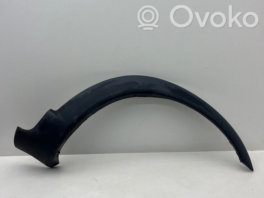 Volvo XC70 Front arch trim 