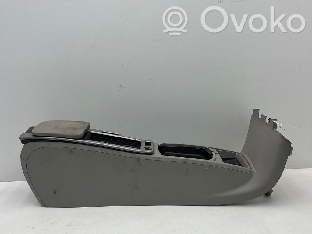 Volvo V50 Center console 