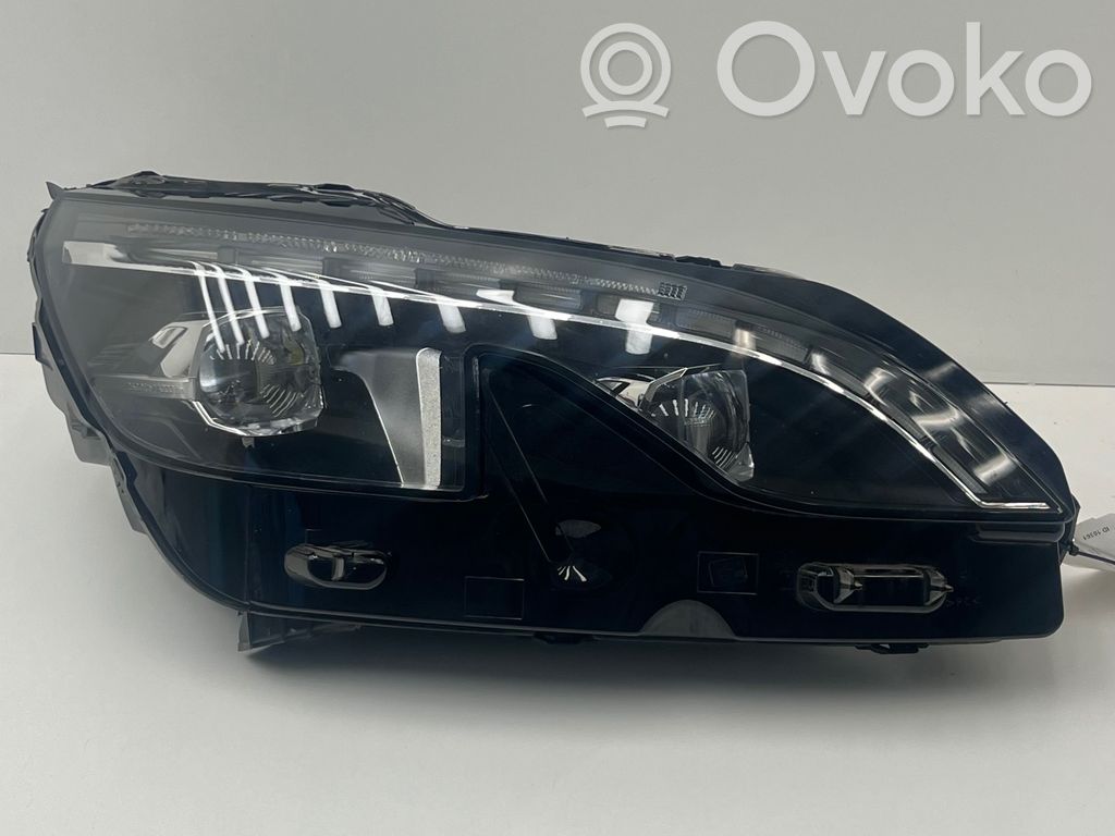 Peugeot 5008 Lampa przednia 