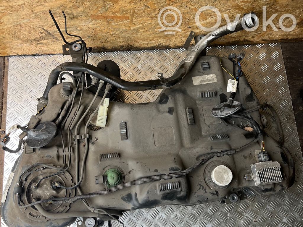 Volvo V60 Kraftstofftank 
