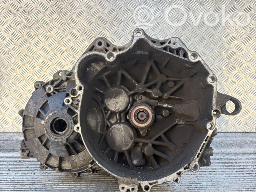 Volvo S80 Manual 5 speed gearbox 