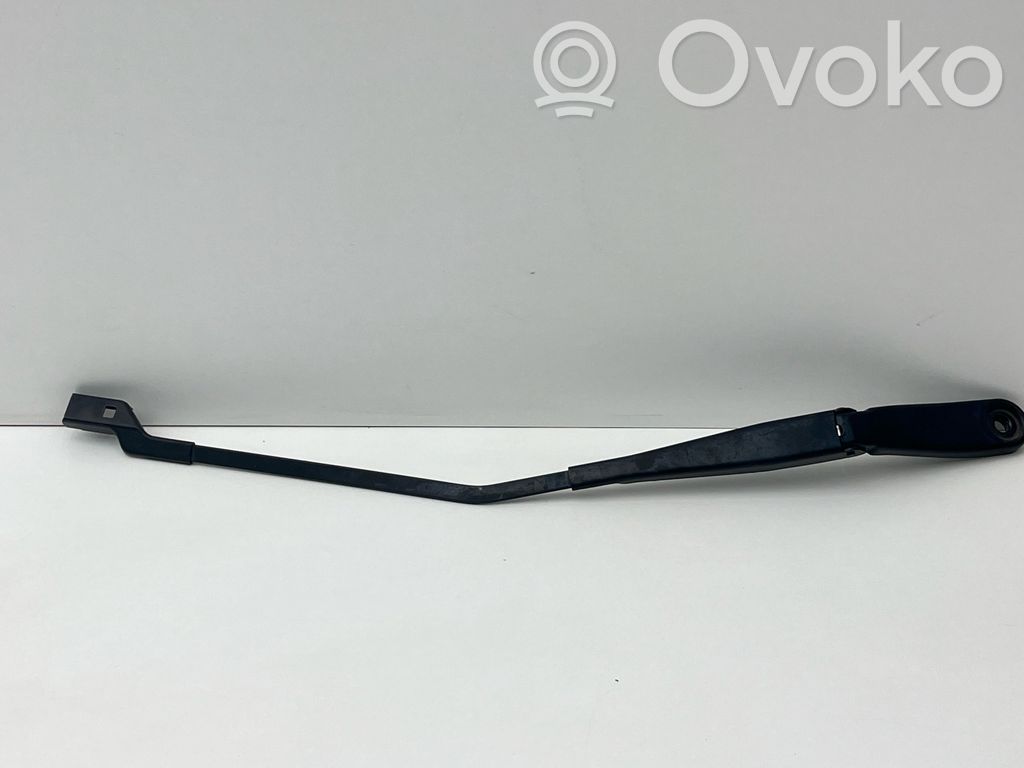 Volvo V60 Wischerarm vorne 