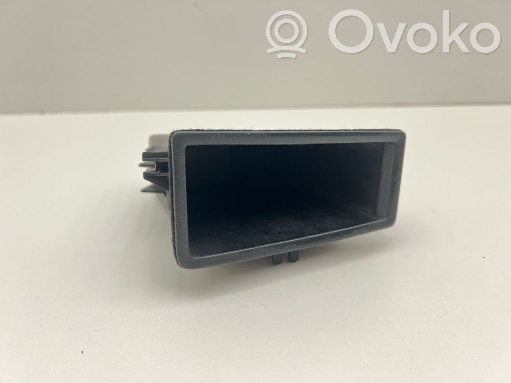 Volvo V70 Stalčiukas 