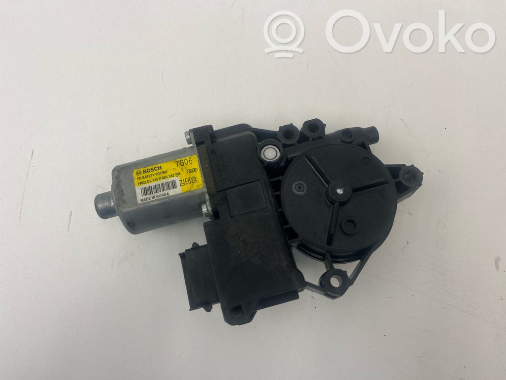 Hyundai i30 Silnik regulatora szyby drzwi przednich 