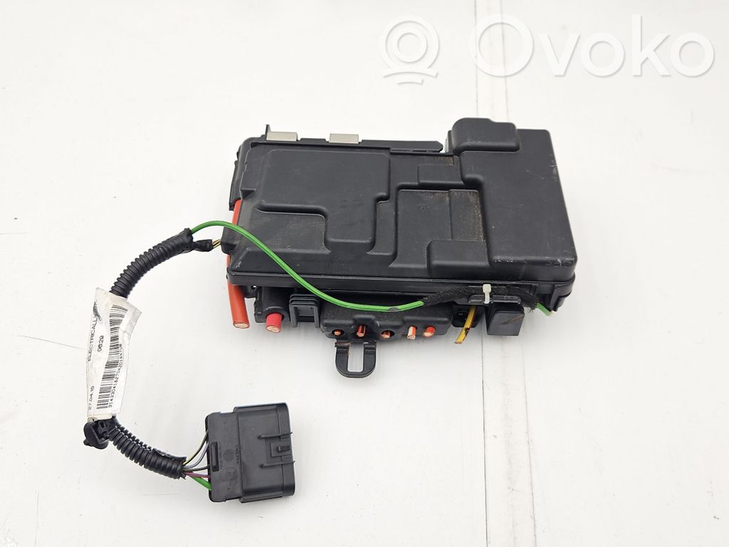 Volvo V60 Sulakemoduuli 