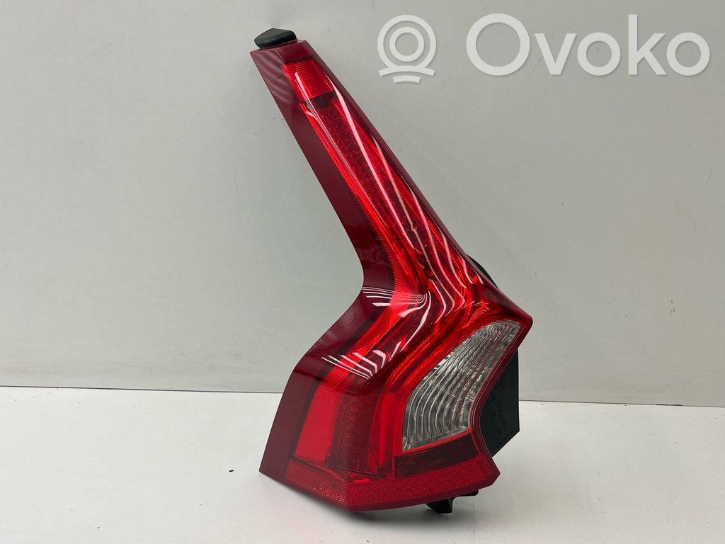 Takavalot   31214963,21490101,V0LV0V60SX