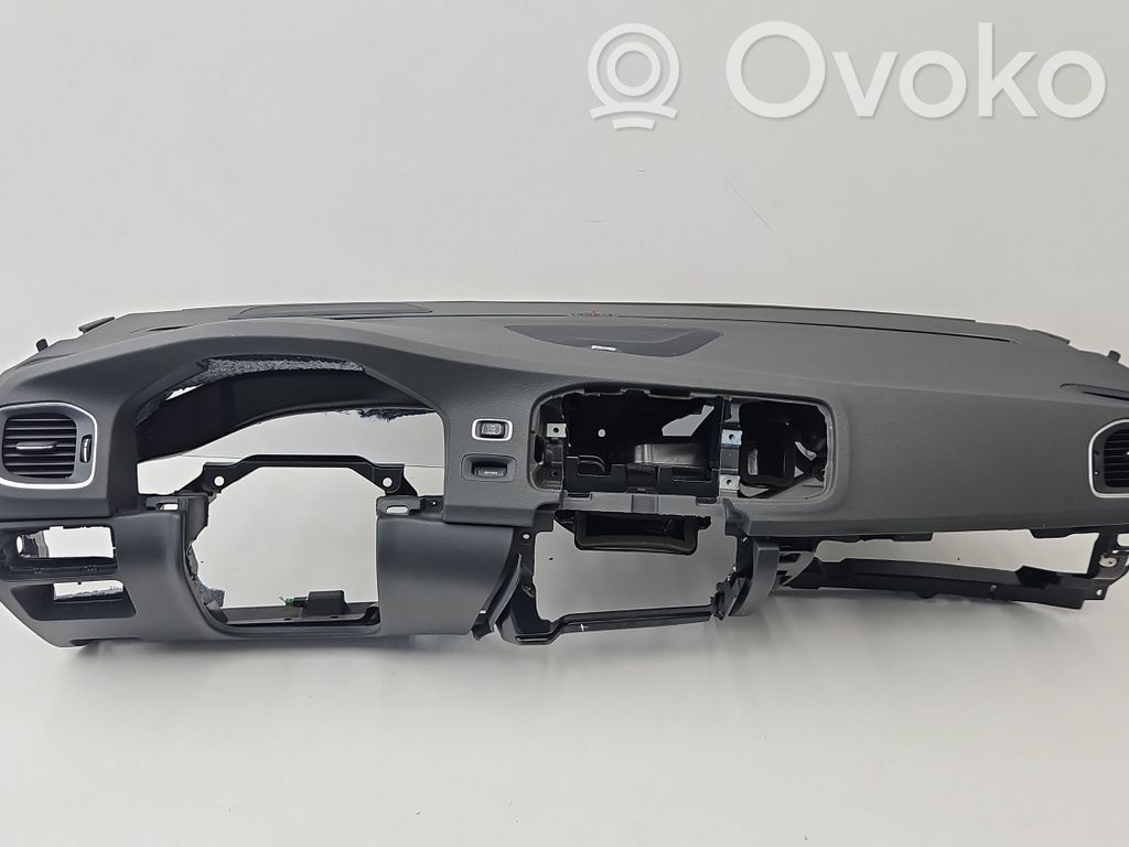 Volvo V60 Panelė 
