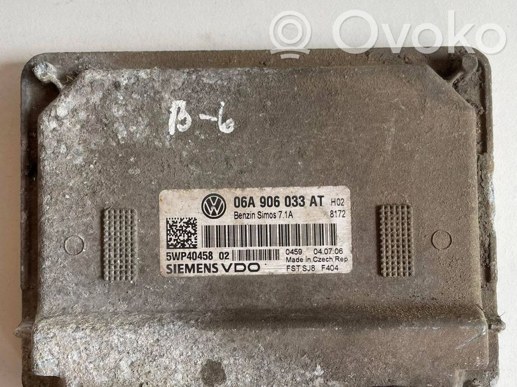Volkswagen PASSAT B6 Engine control unit/module 