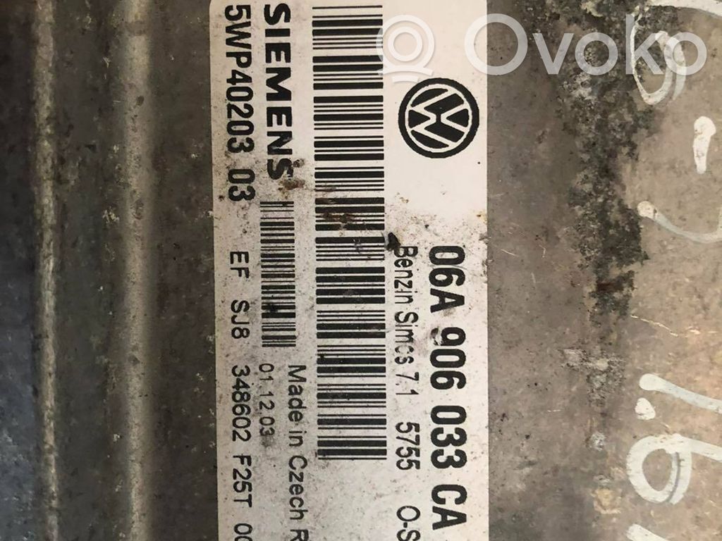 Volkswagen Golf V Engine control unit/module 