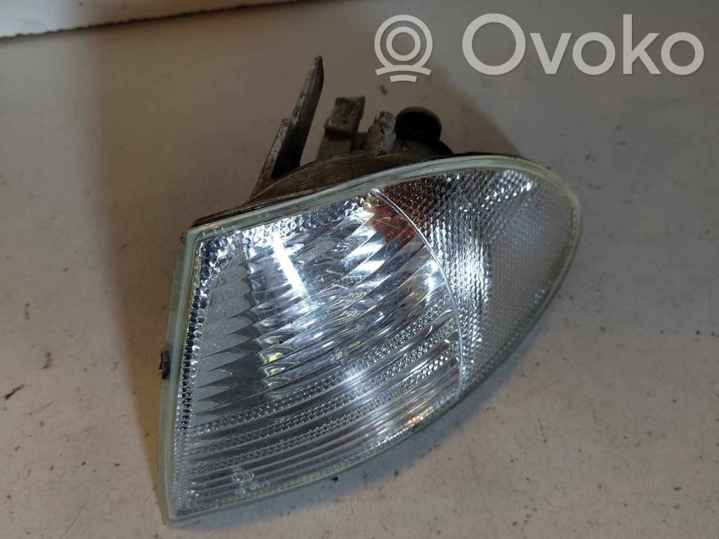 BMW 3 E46 Front indicator light 